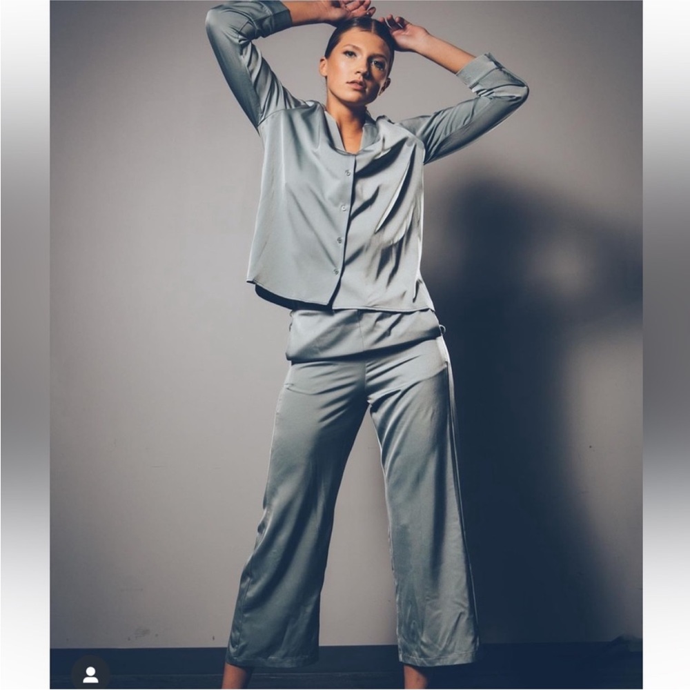 NWT Dress Forum Co-ord Long Sleeve and Pants Set